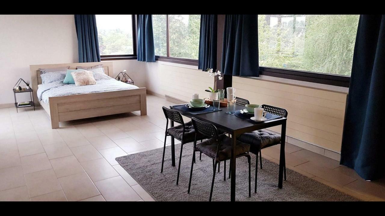 Groot Appartement Nabij Brugge Met Eigen Badkamer! Damme Exteriör bild